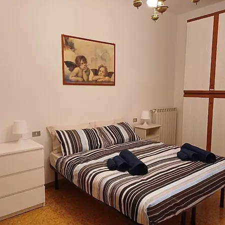 Elisabet Near Center Of Апартаменты