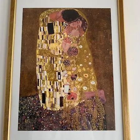 アパート Elisabet Near Center Of